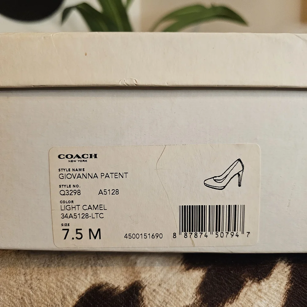 Coach Women's Tan Patent Leather Pumps - Picture 8 of 8